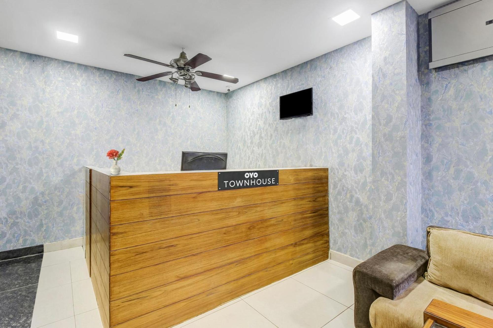 Collection O Galaxy Suites Гайдарабад Екстер'єр фото
